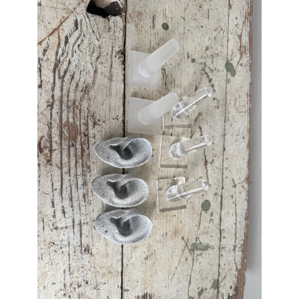 Stone Ear Forms & Acrylic Ring Cone Jewelry Display Set 8pc Clear Frosted